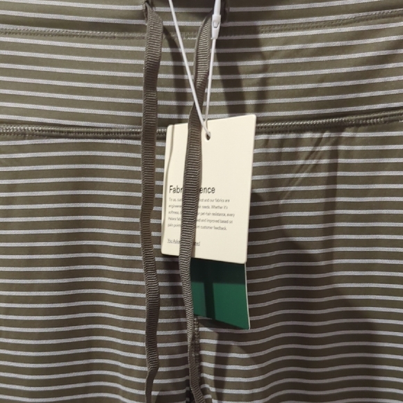 NWT HALARA Striped Olive Green 7/8 Leggings - Picture 9 of 9